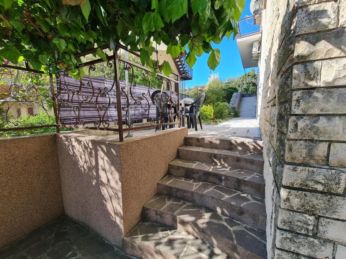 Apartma Pina Apartment Izola Exterior photo