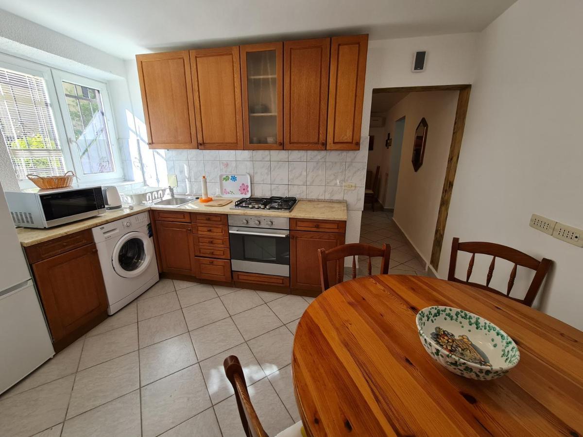 Apartma Pina Apartment Izola Exterior photo